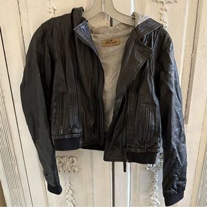 Real Italian Leather Cropped Bomber Jacket With Hood Size Small